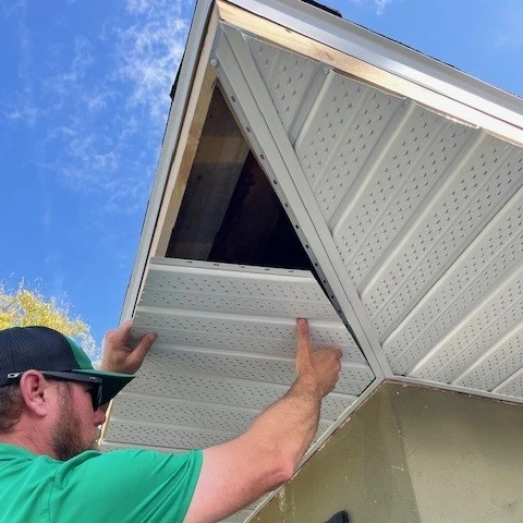 installing Soffit