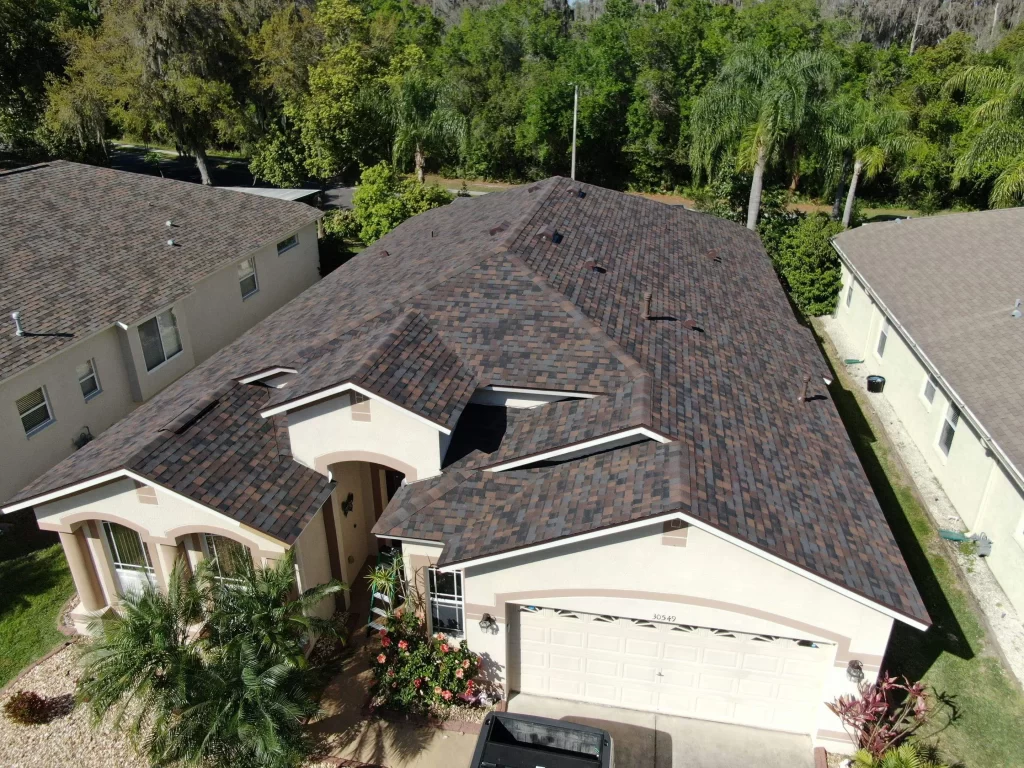 A shingle roof house in Florida